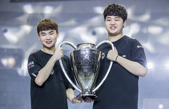 LoL : PraY et GorillA restent chez Longzhu - LCK 2018